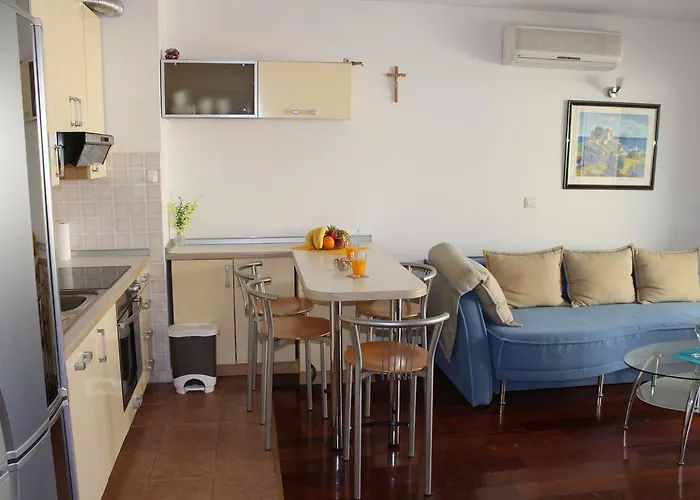 Beachfront מאקרסקה