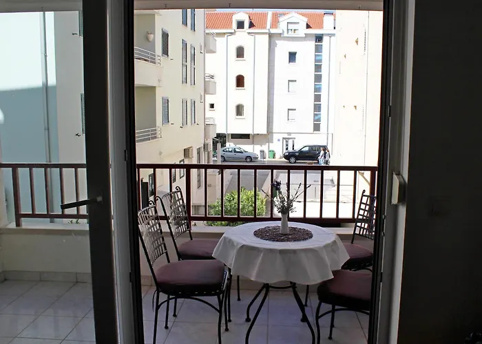 Appartamento Beachfront Makarska